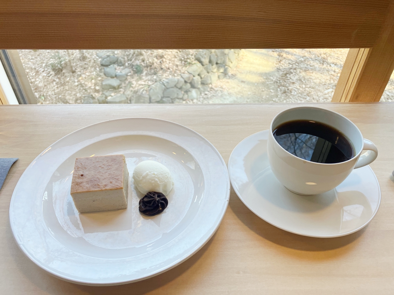 ohara à hotakaのチーズケーキとコーヒー