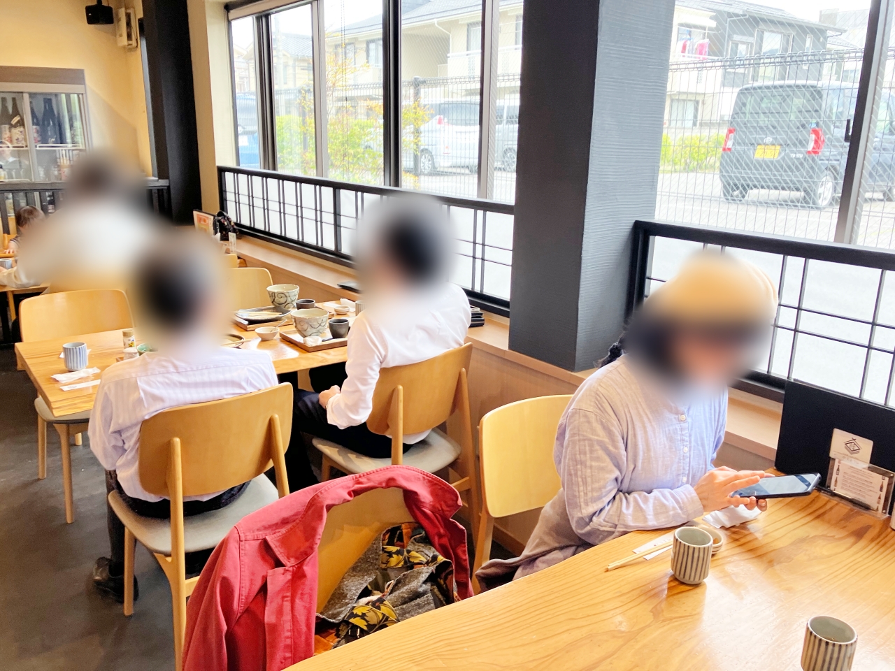 やまとうの店内