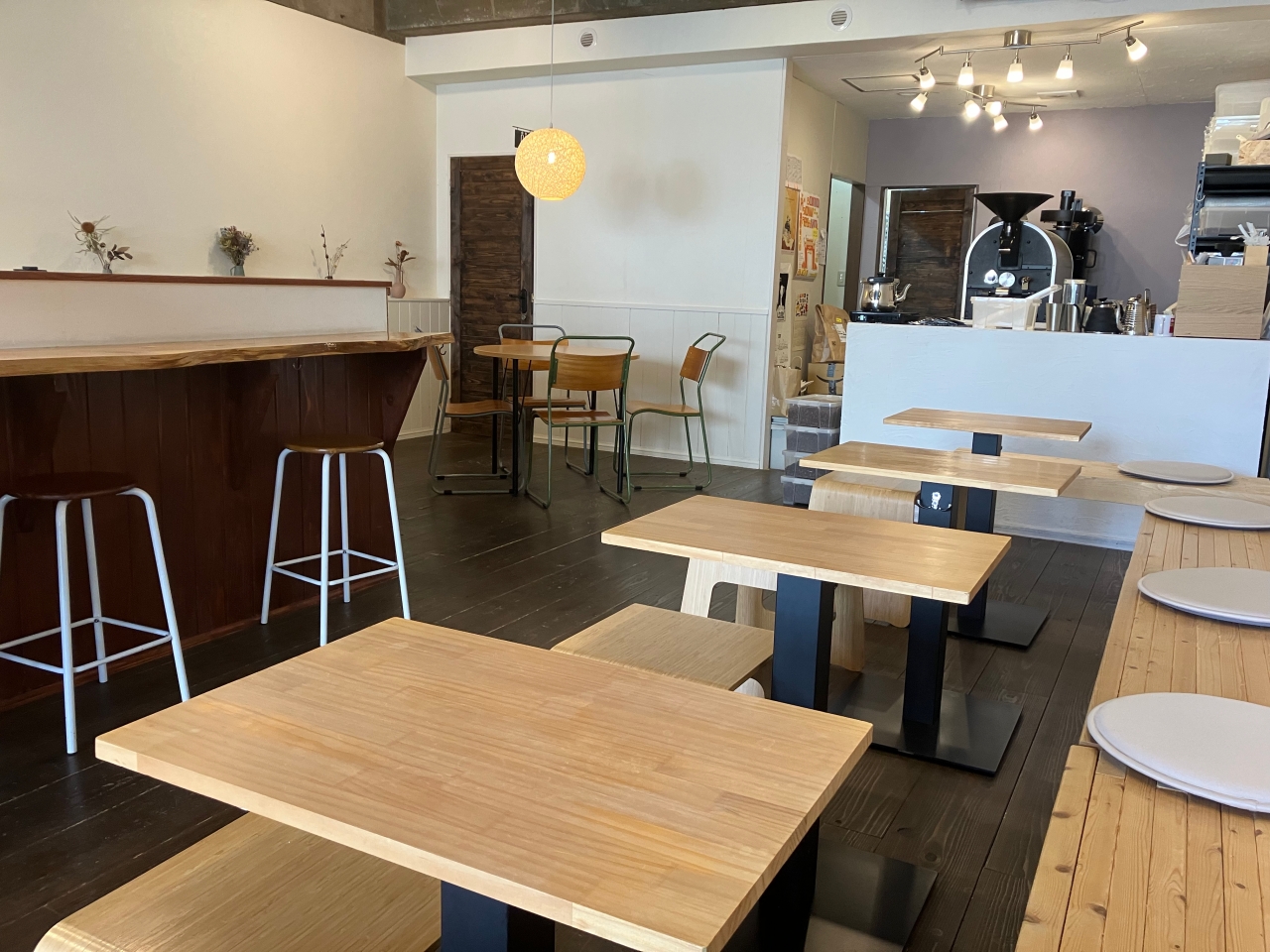 「koloro coffee」の店内2